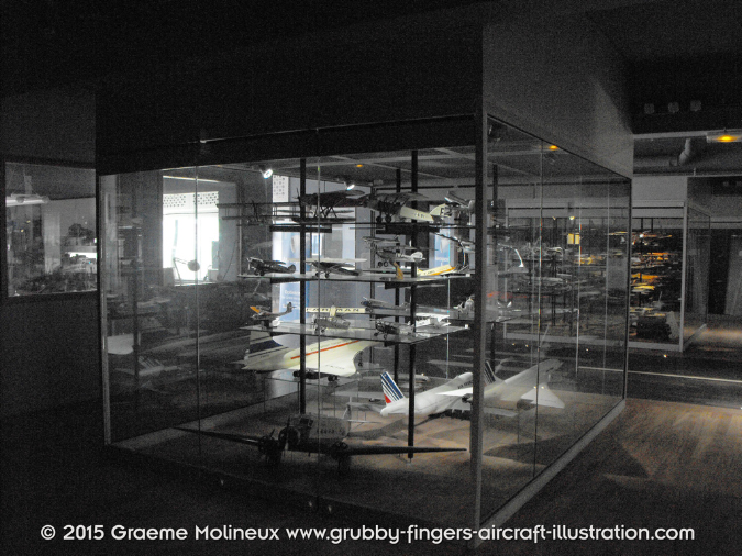 Le_Bourget_Air_Museum_Gallery_2010_10_GrubbyFingers