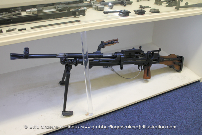 Lithgow_Small_Arms_Factory_Museum_Gallery_2014_45_GrubbyFingers
