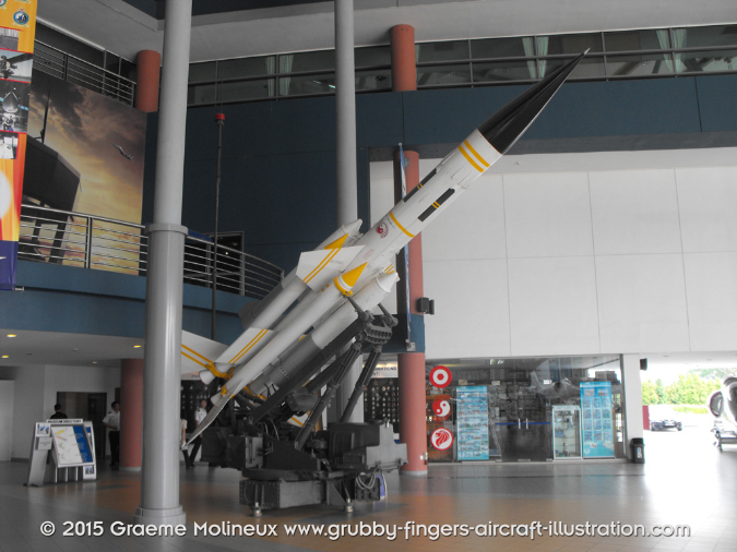 Singapore_Air_Force_Museum_Gallery_2011_27_GrubbyFingers