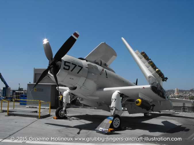 USS_Midway_Museum_Gallery_San_Diego_36_GrubbyFingers