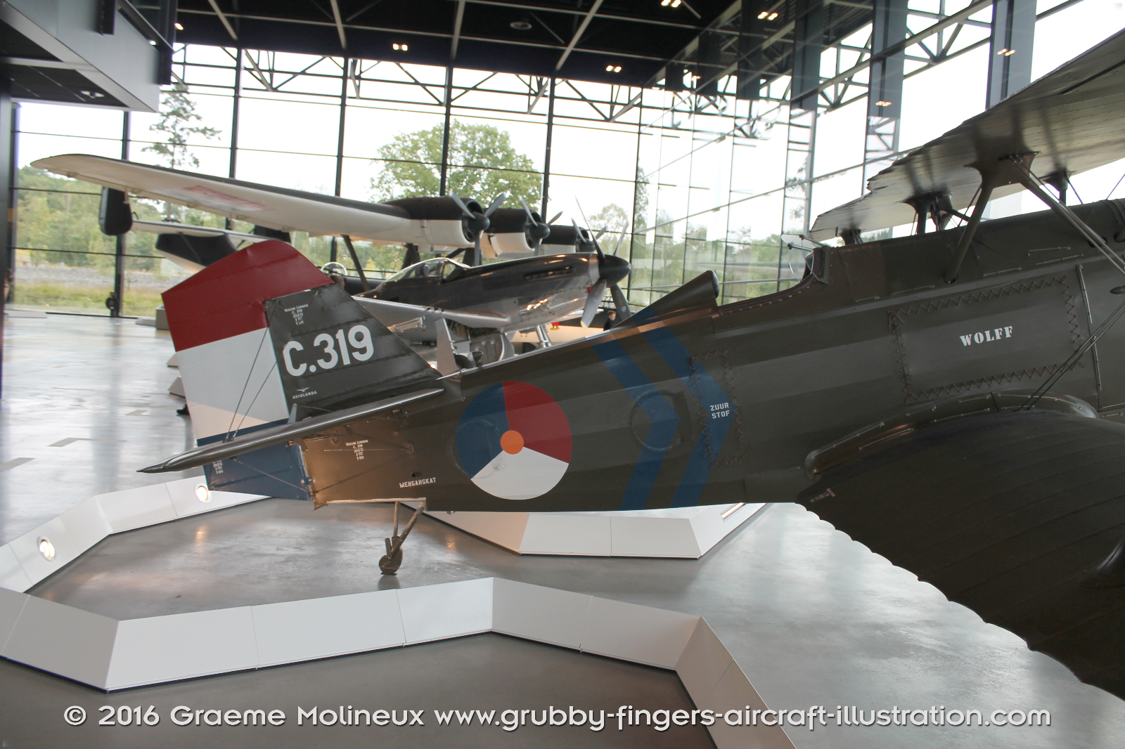 Curtiss_P-6E_Walkaround_C319_Netherlands_Military_Museum_2015-08_GraemeMolineux