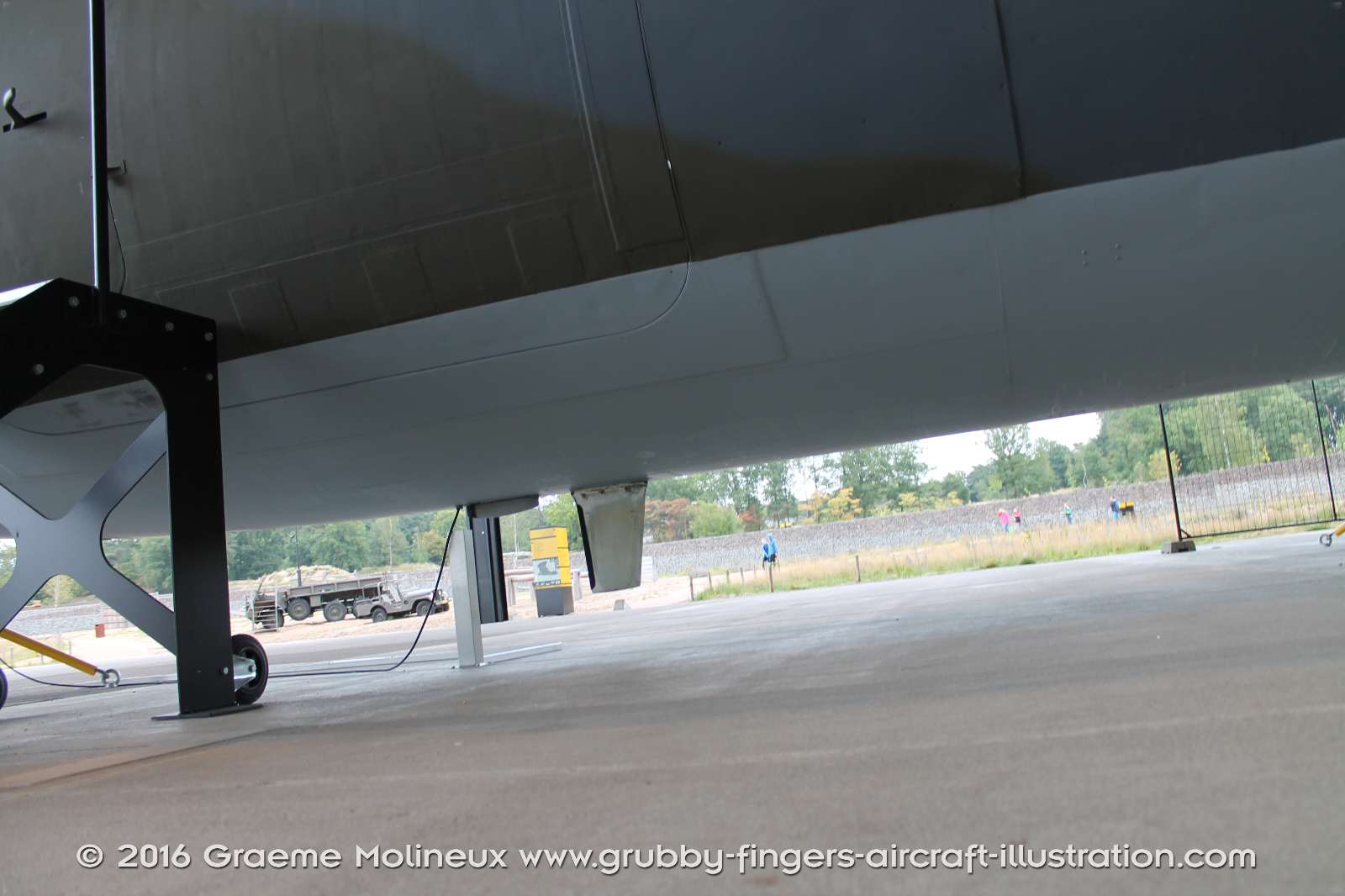 Fokker_F-27_Troopship_C_10_Netherlands_2015_070_GraemeMolineux