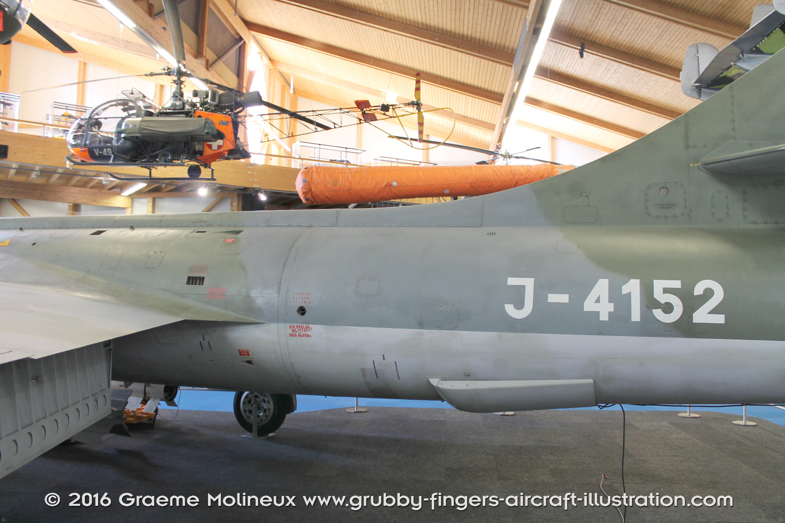 HAWKER_Hunter_J-4001_Swiss_Air_Force_Museum_2015_28_GrubbyFingers