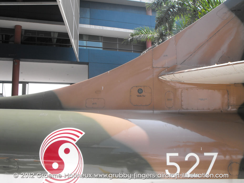 Hawker_Hunter_Singapore_Air_Force_Museum_walkaround_118