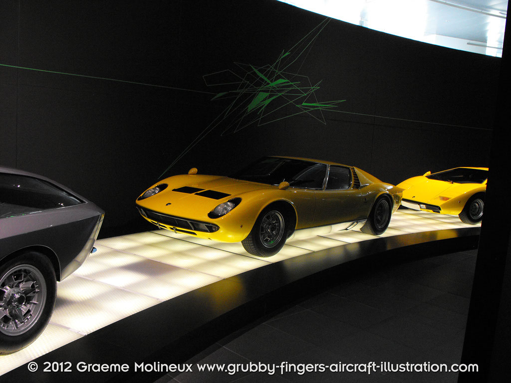 Lamborghini_Muira_Audi_Museum_walkaround_002
