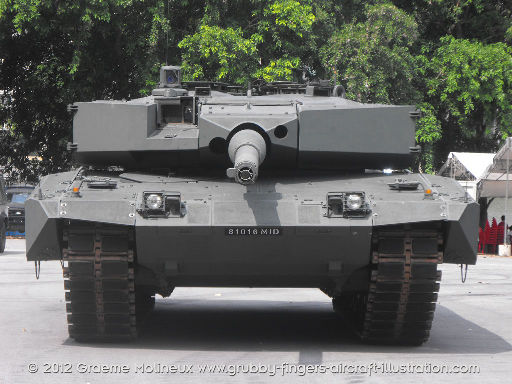 Leopard_2_MBT_Singapore_walkaround_008.jpg