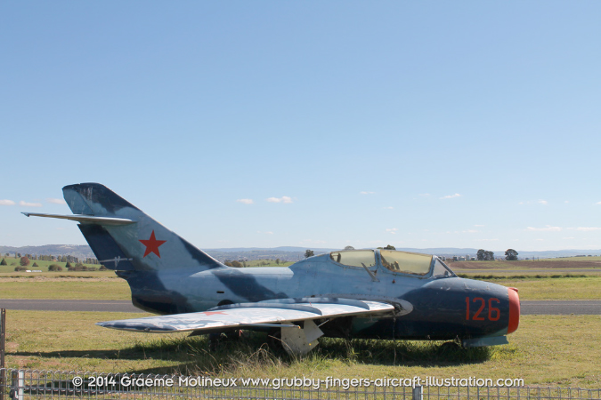 Mikoyan_MiG-15_Walkaround_VH-EKI_Bathurst_2014_02_GrubbyFingers