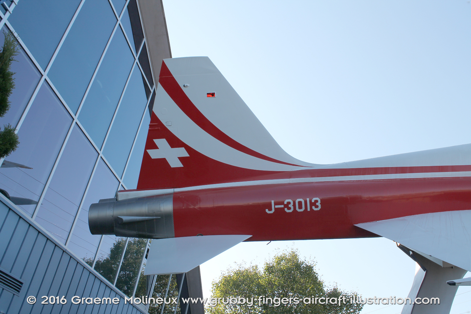 NORTHROP_F-5E_Freedom_Fighter_J-3013_Swiss_Air_Force_Museum_2015_03_GrubbyFingers