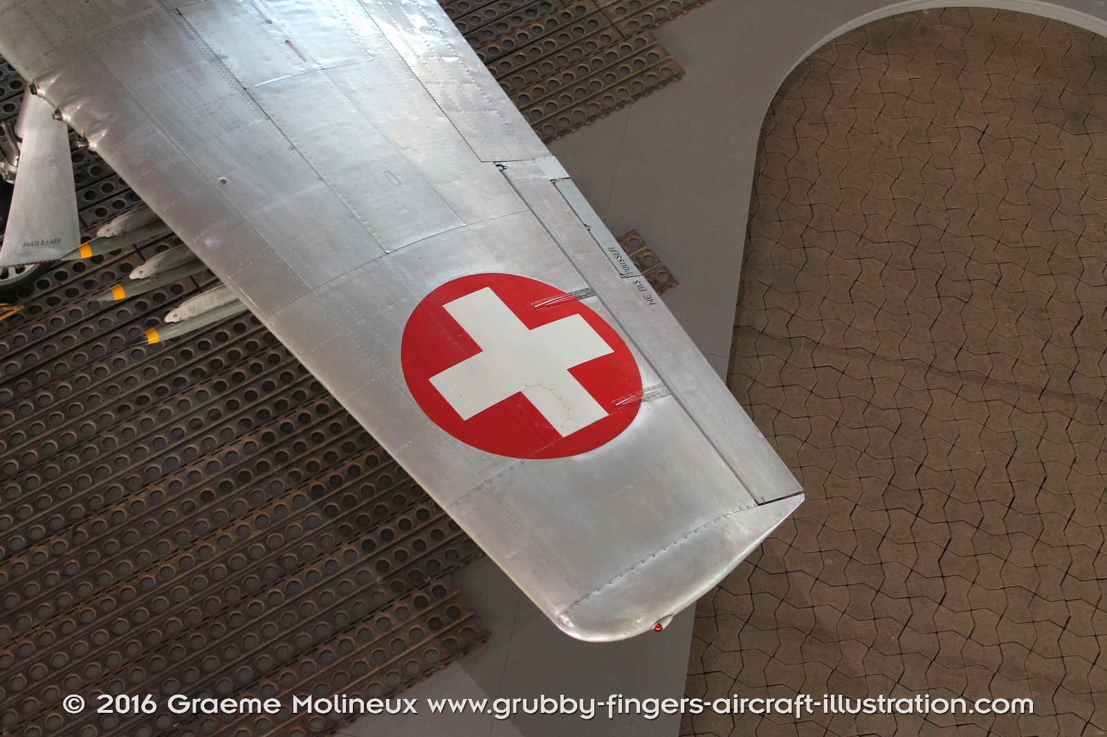 NORTH_AMERICAN_P-51D_Mustang_Walkaround_J-2113_Swiss_Air_Force_Museum_2015_04_GrubbyFingers