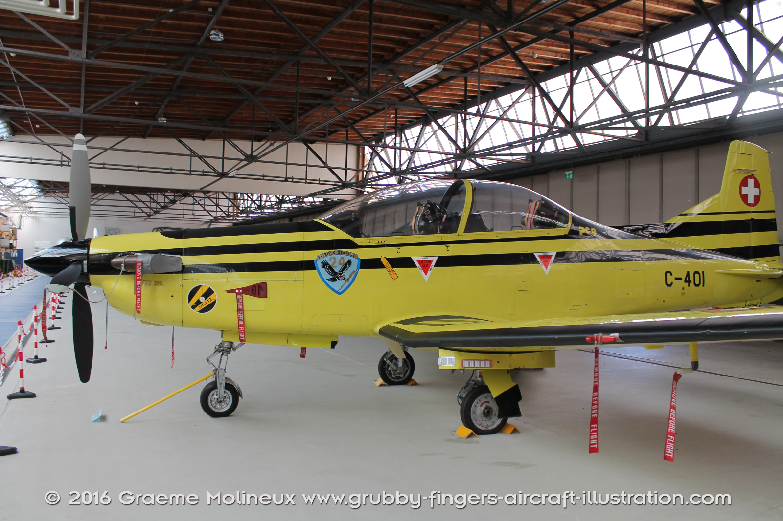 PILATUS_PC-9_C-401_Swiss_Air_Force_Museum_2015_01_GrubbyFingers