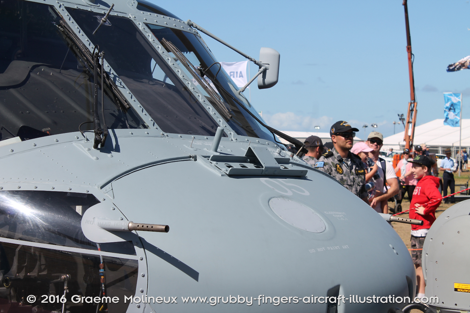SIKORSKY_MH-60R_Seahawk_N48-005_Avalon_2015_21_GrubbyFingers