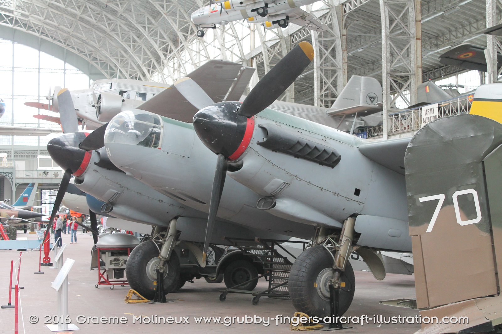 de_Havilland_Mosquito_Walkaround_Mk30_MB-42_Belgian_Air_Force_Museum_2015_06_GraemeMolineux
