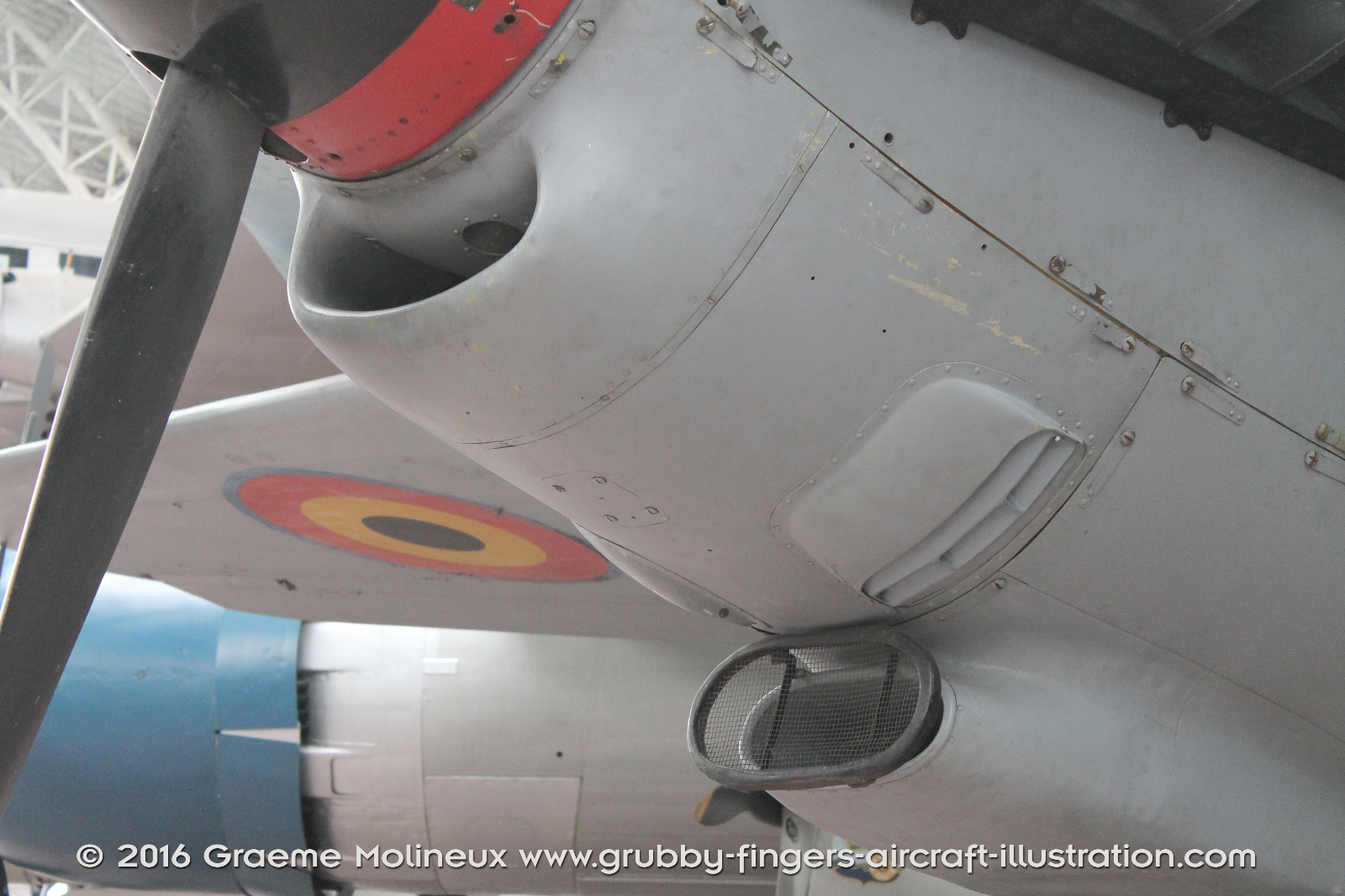 de_Havilland_Mosquito_Walkaround_Mk30_MB-42_Belgian_Air_Force_Museum_2015_16_GraemeMolineux