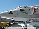 douglas_a-4_skyhawk_walkaround_a4-f_154977_midway_08