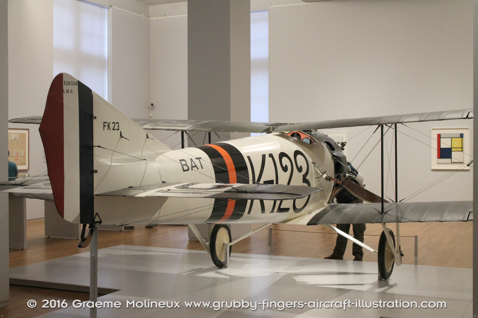 BAT_FK-23_Bantam_Walkaround_K-123_Armee_de_l'air%20_2015_04_GraemeMolineux
