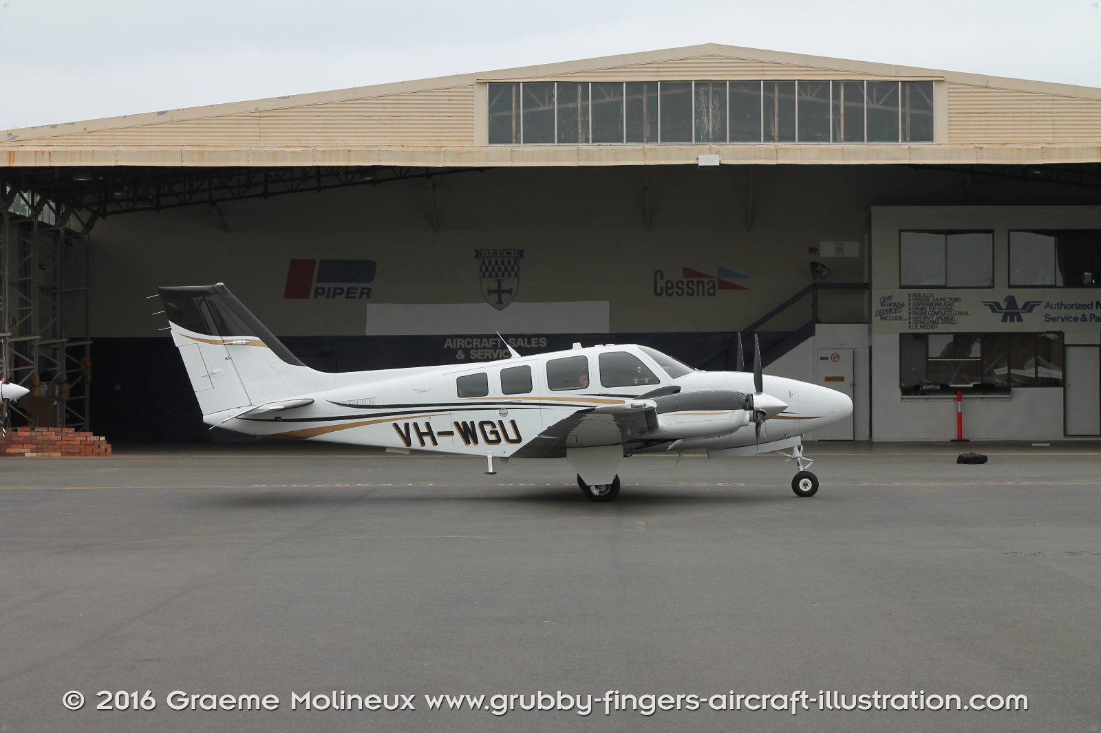 BEECHCRAFT%20-%20BARON%20G58%20-%20WALKAROUND%20-%20VH-WGU%20-%20MOORABBIN%202016%20-%20004%20-%20GrubbyFingers