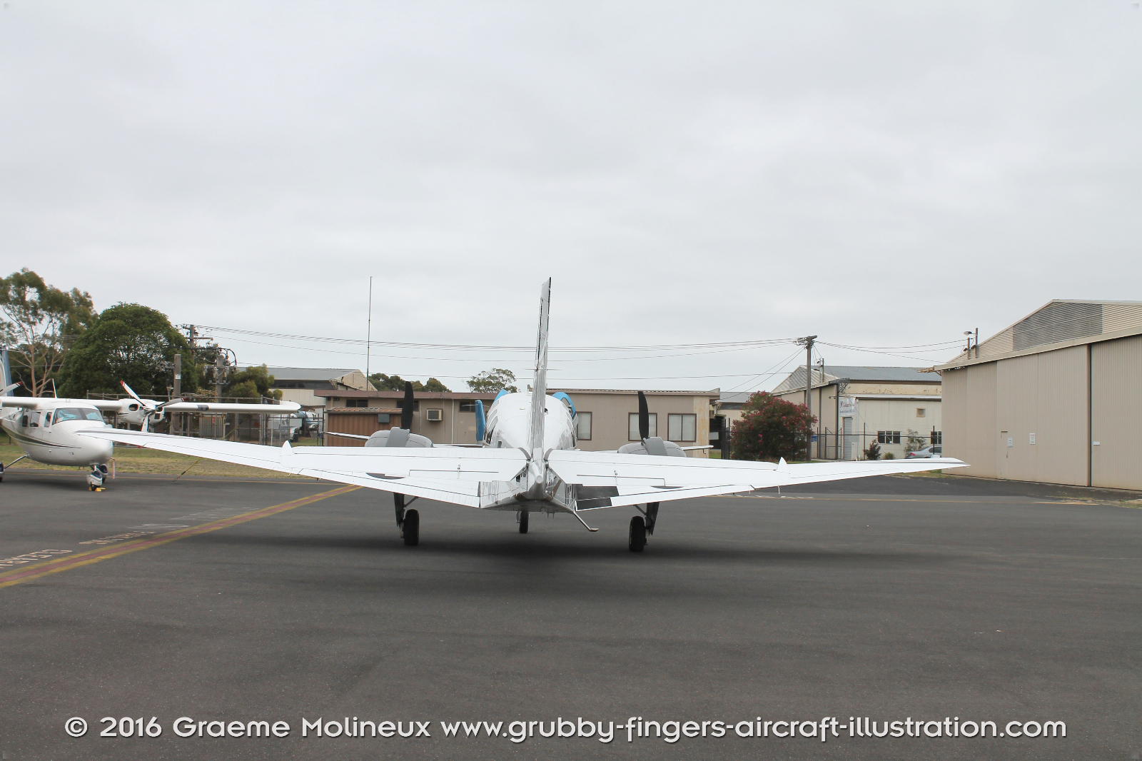 BEECHCRAFT%20-%20BARON%20G58%20-%20WALKAROUND%20-%20VH-WGU%20-%20MOORABBIN%202016%20-%20017%20-%20GrubbyFingers