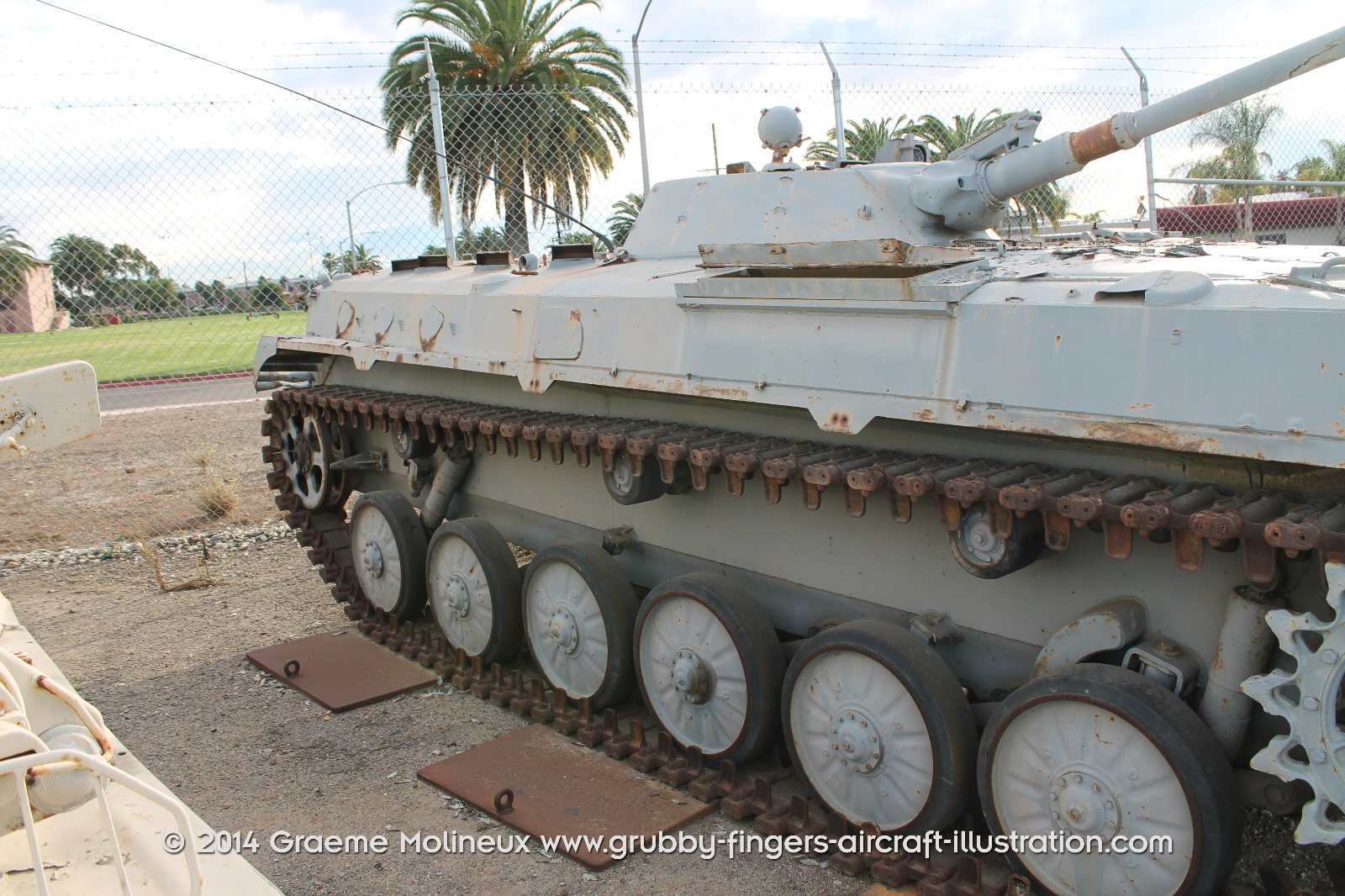 BMP1_Miramar_Walkaround_03_GrubbyFingers