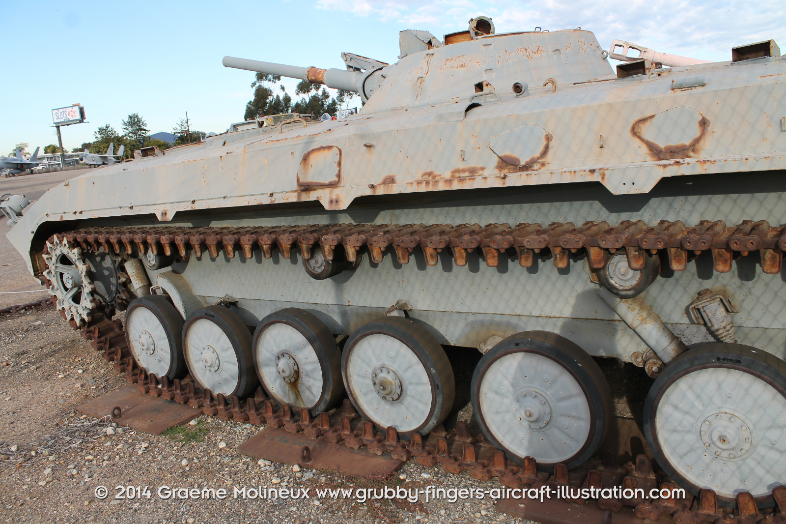 BMP1_Miramar_Walkaround_07_GrubbyFingers