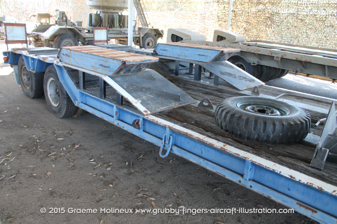BRITSTAND%20ZF33%20Low%20Loader%20Walkaround%20Bandiana%202014%2020_GrubbyFingers