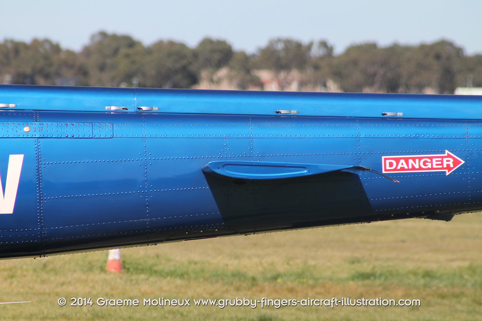 %_tempFileNameBell_412_VH-NSV_CHC_Moorabbin_33_GrubbyFingers%