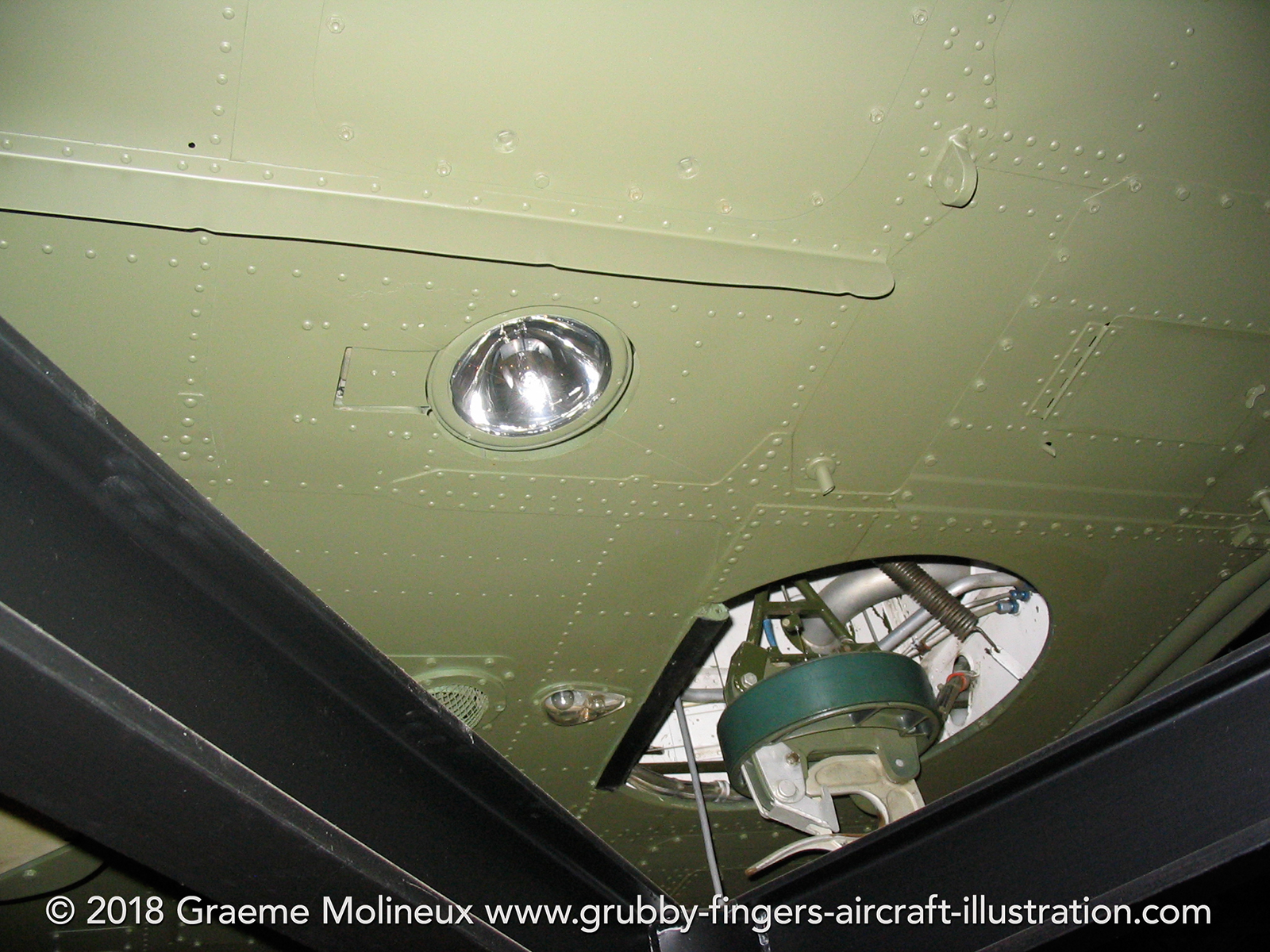 %_tempFileNameBell%20UH-1B%20A2-1020%20RAAF%20Point%20Cook%202007%2009%20GraemeMolineux%