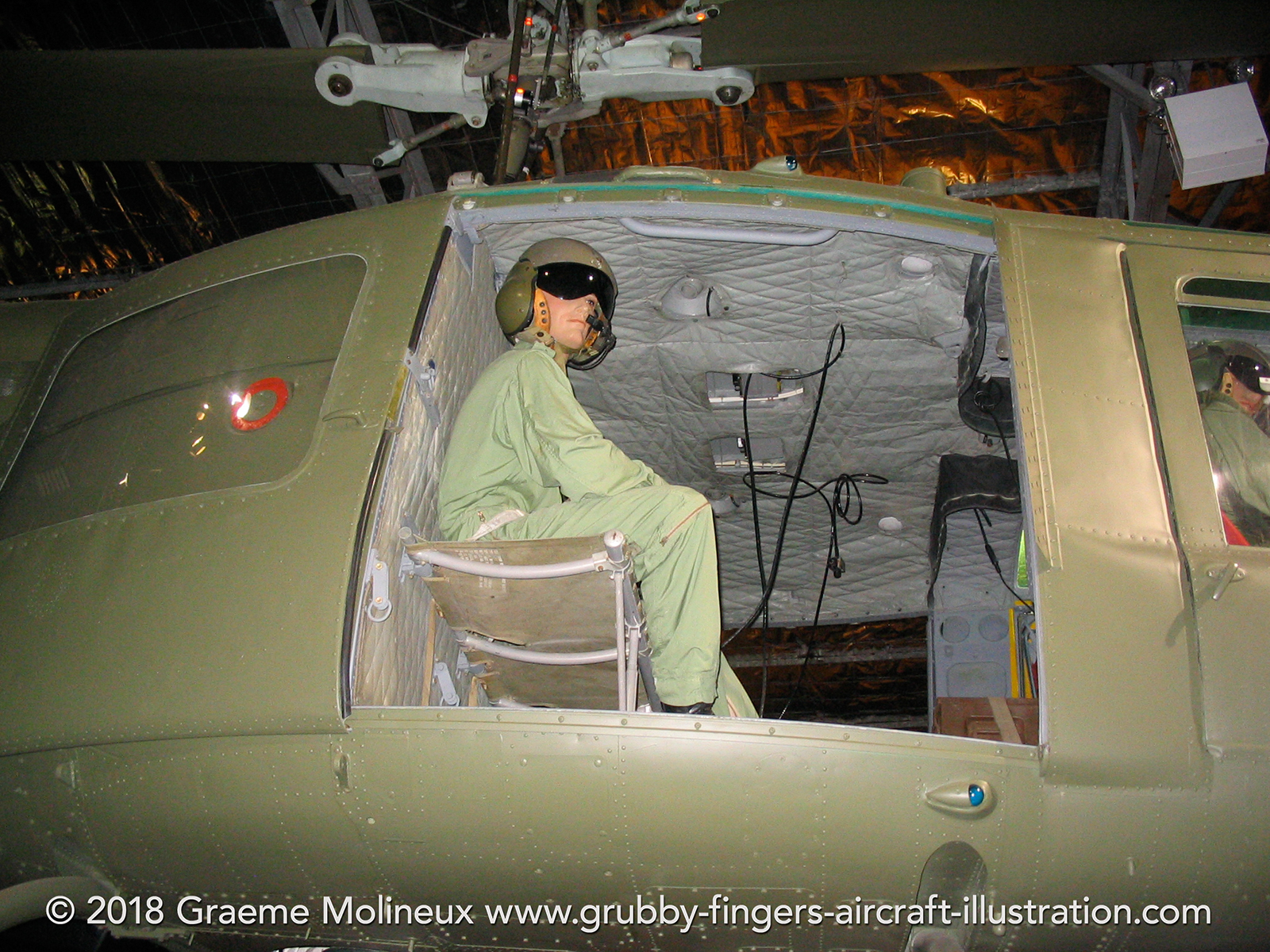 %_tempFileNameBell%20UH-1B%20A2-1020%20RAAF%20Point%20Cook%202007%2024%20GraemeMolineux%