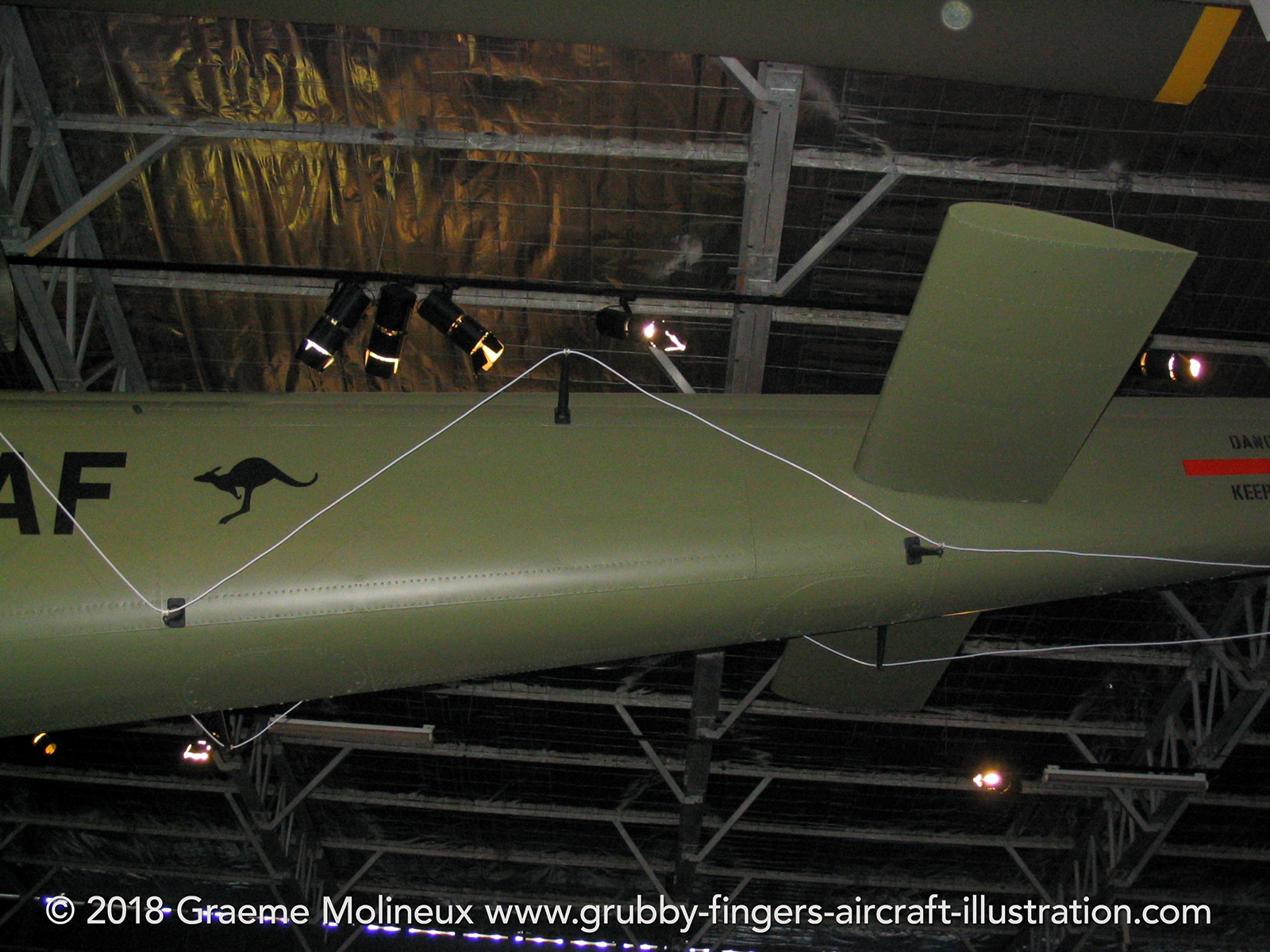%_tempFileNameBell%20UH-1B%20A2-1020%20RAAF%20Point%20Cook%202007%2039%20GraemeMolineux%
