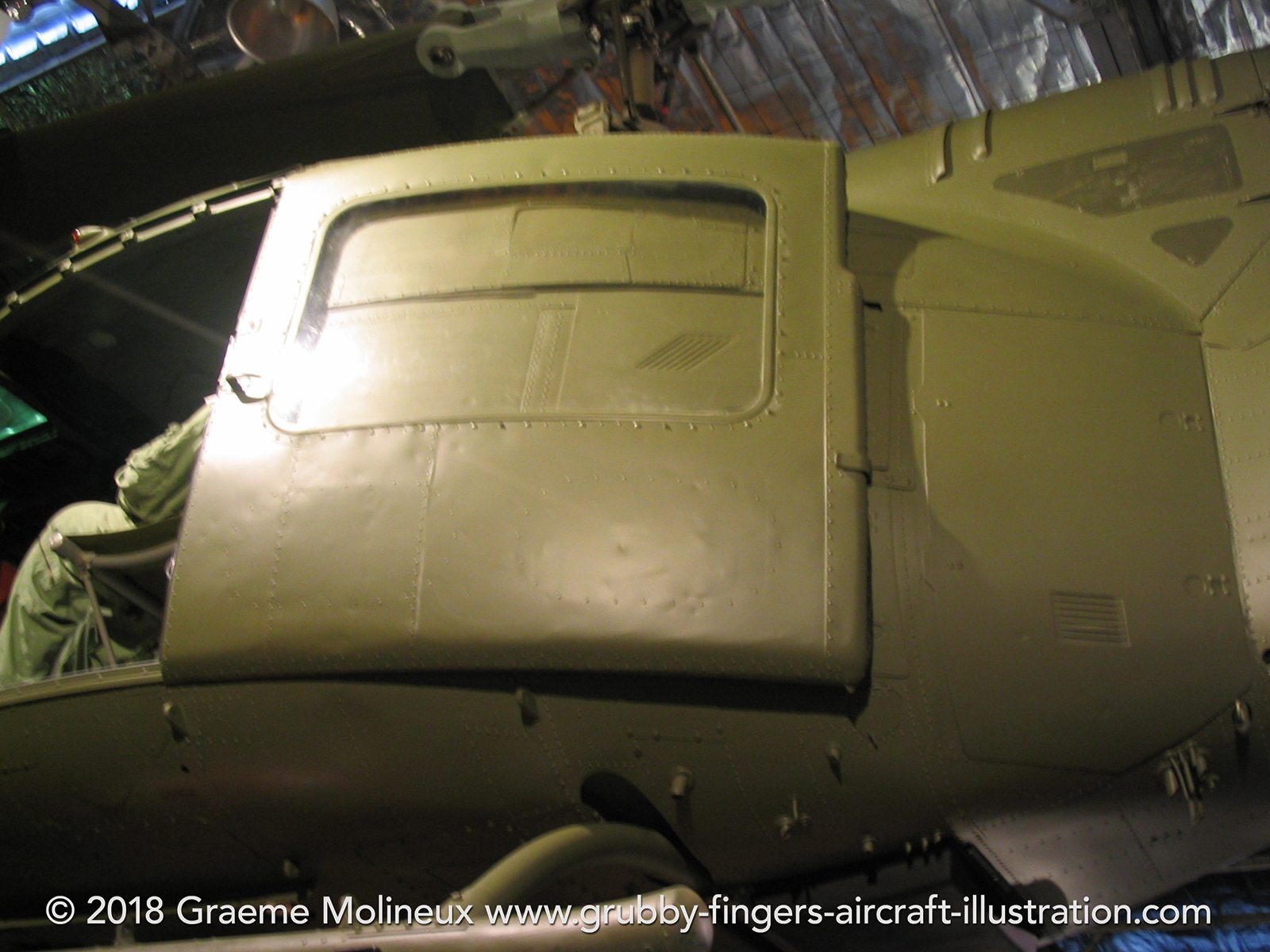 %_tempFileNameBell%20UH-1B%20A2-1020%20RAAF%20Point%20Cook%202007%2042%20GraemeMolineux%