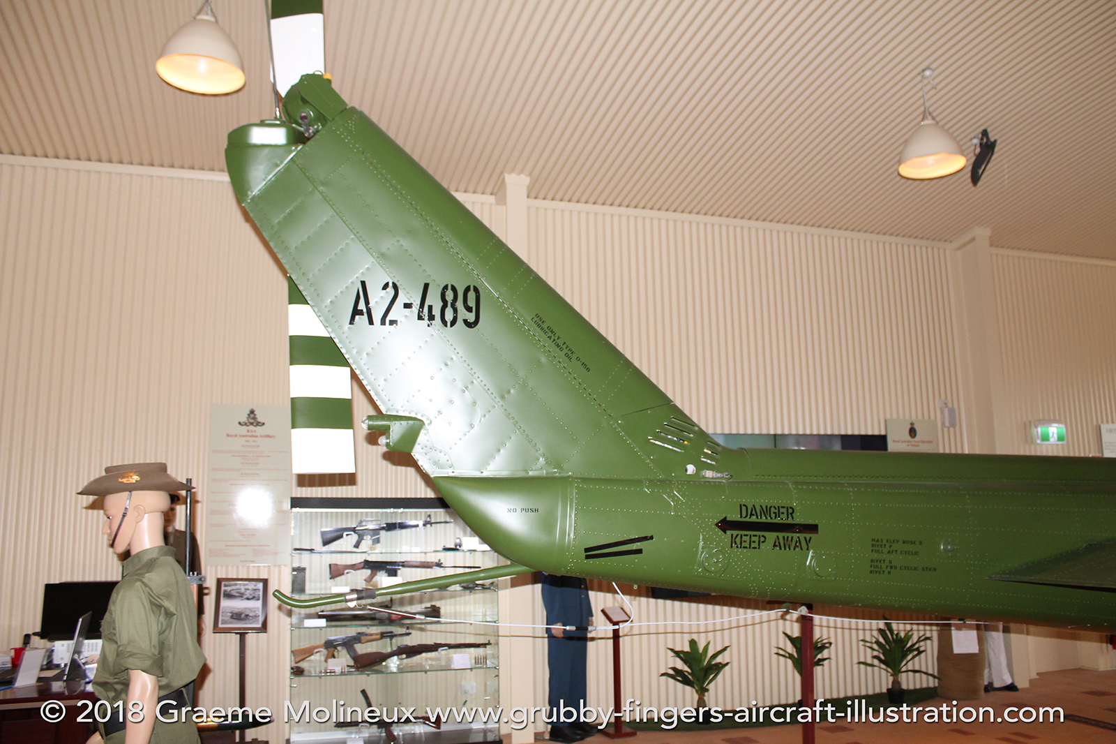 %_tempFileNameBell%20UH-1H%20Iroquois%20A2-489%20RAAF%20Port%20Pirie%20RSL%202016%2037%20GraemeMolineux%