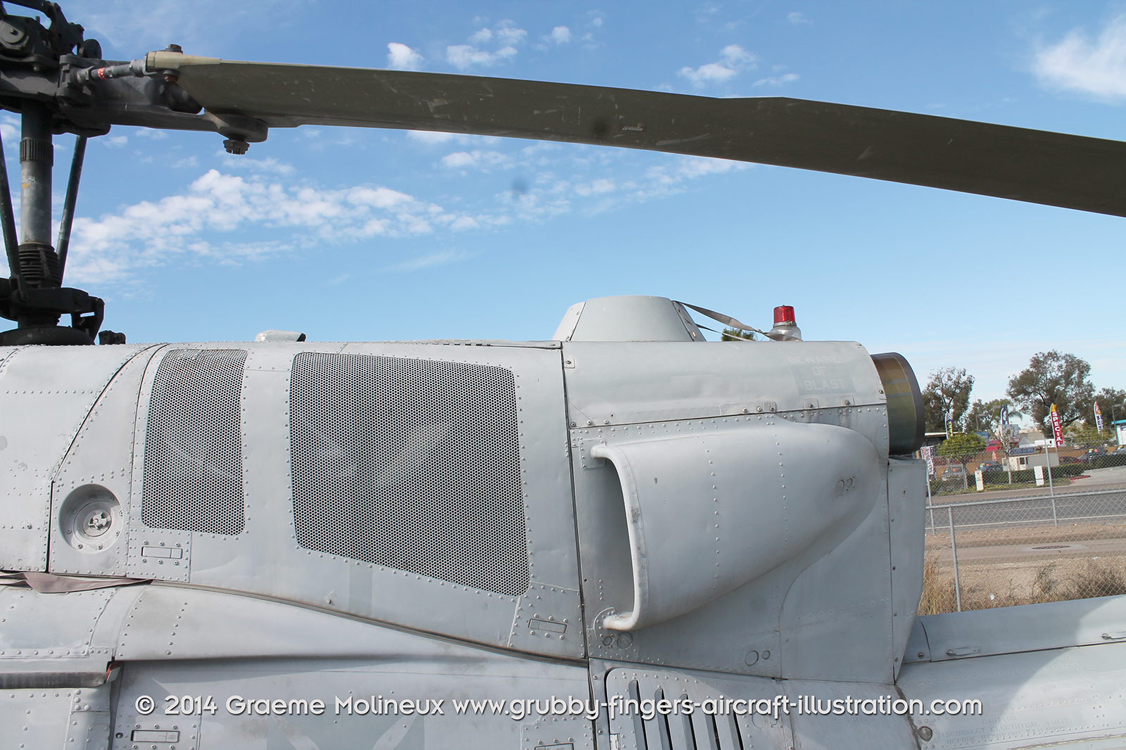 %_tempFileNameBell_UH-1N_159198_USMC_Miramar_Walkaround_040_GrubbyFingers%
