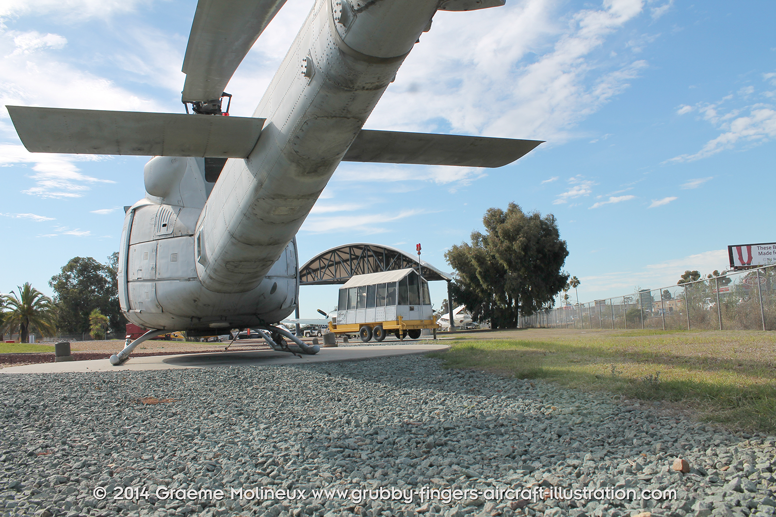 %_tempFileNameBell_UH-1N_159198_USMC_Miramar_Walkaround_053_GrubbyFingers%