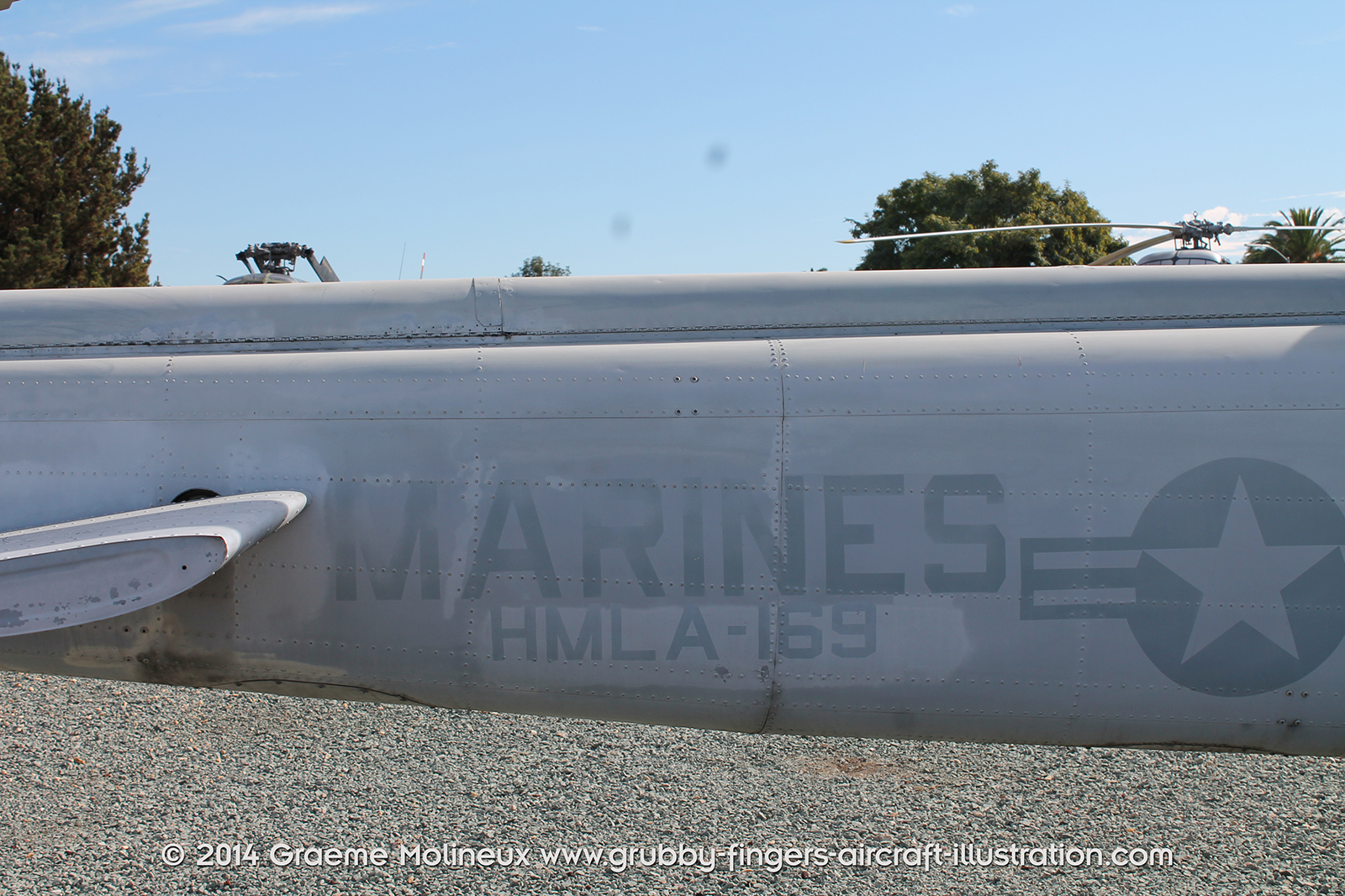 %_tempFileNameBell_UH-1N_159198_USMC_Miramar_Walkaround_066_GrubbyFingers%