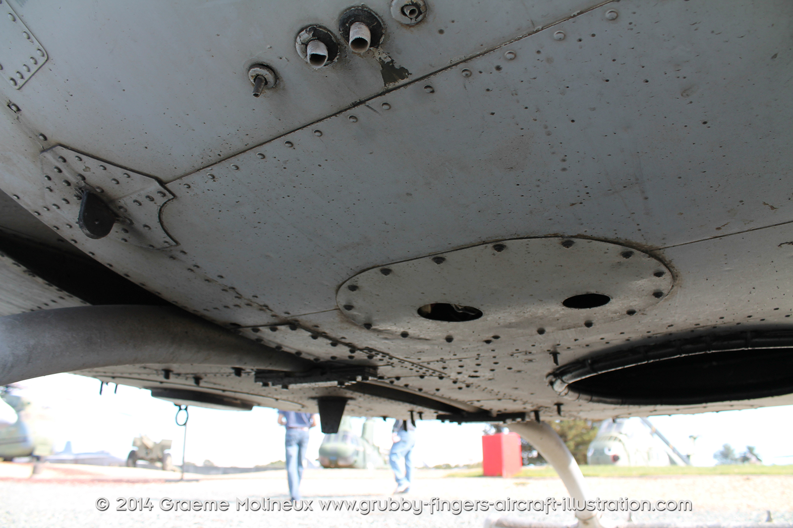 %_tempFileNameBell_UH-1N_159198_USMC_Miramar_Walkaround_094_GrubbyFingers%