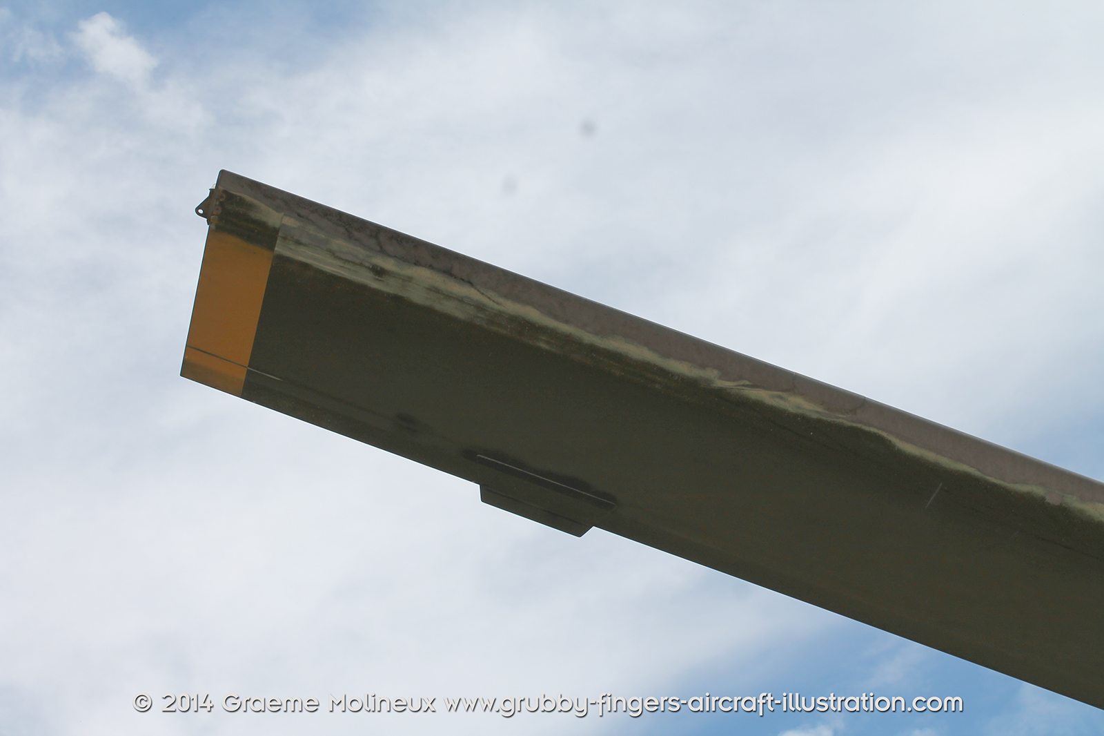%_tempFileNameBell_UH-1N_159198_USMC_Miramar_Walkaround_102_GrubbyFingers%