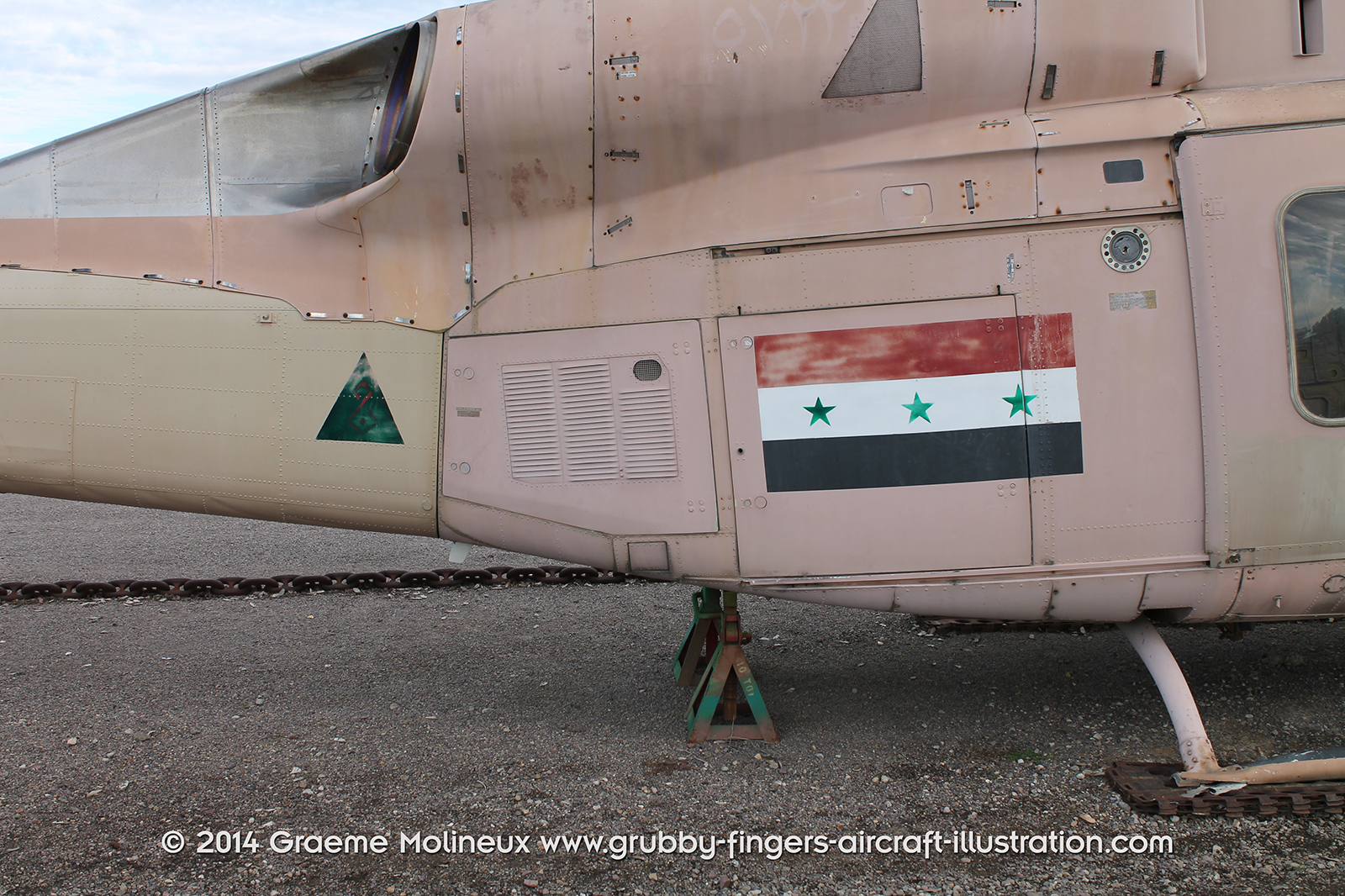 %_tempFileNameBell_214ST_Iraqi_Miramar_01_GrubbyFingers%