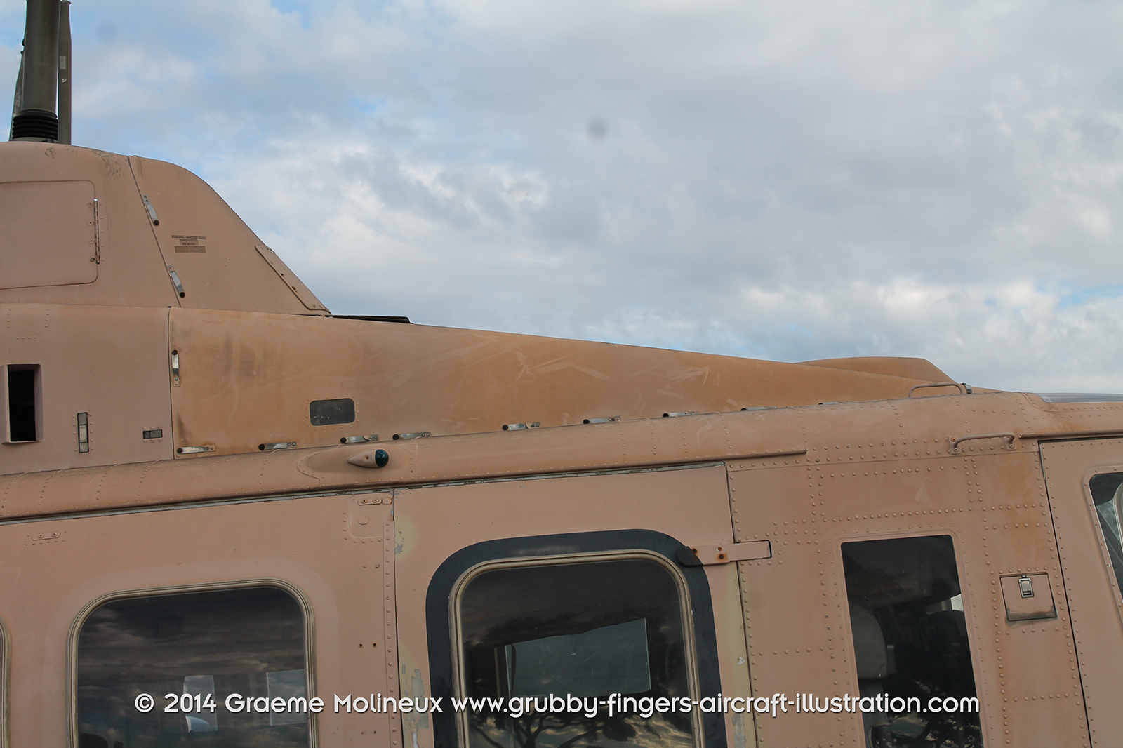 %_tempFileNameBell_214ST_Iraqi_Miramar_06_GrubbyFingers%