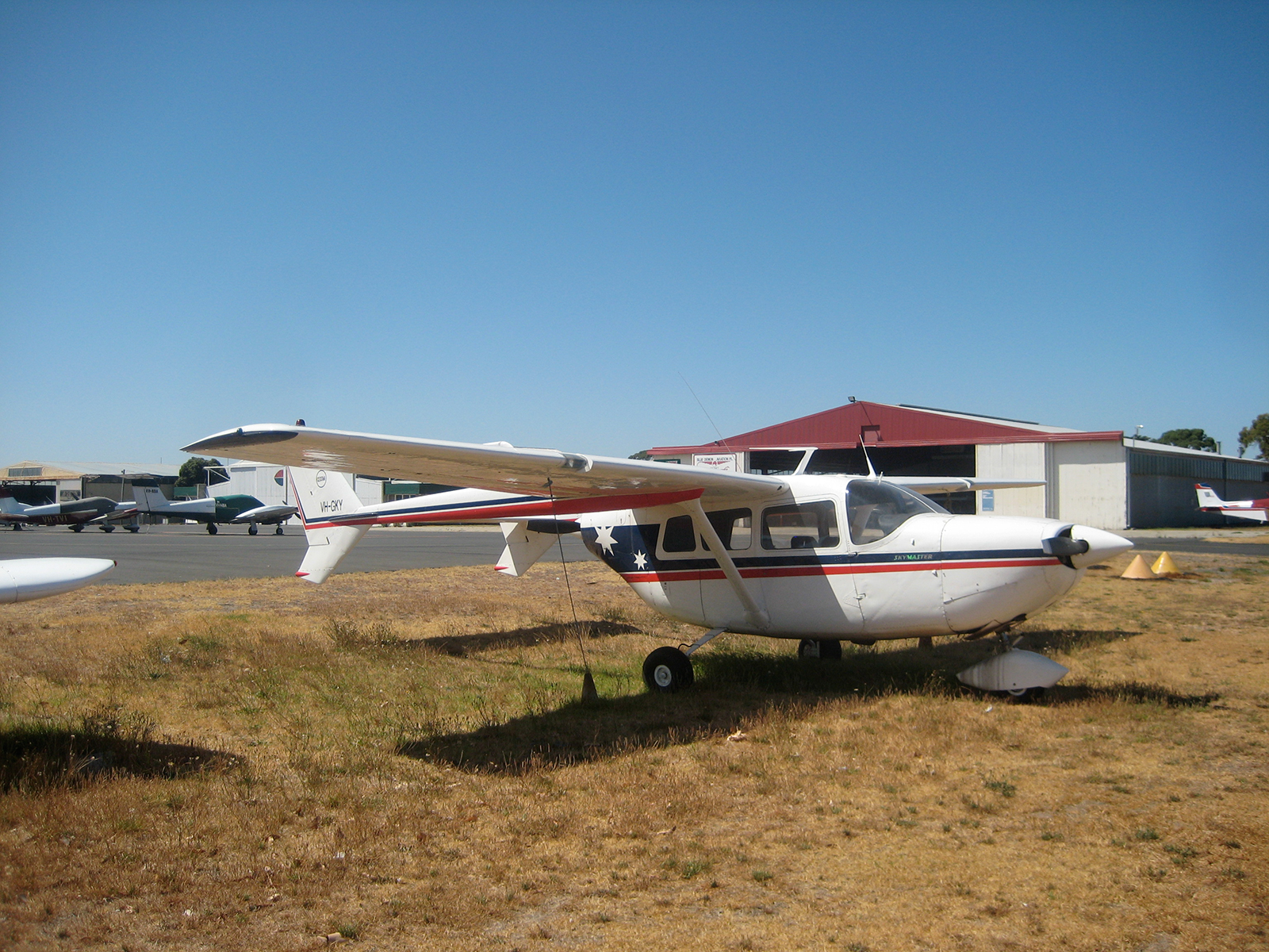 %_tempFileNameCessna%20336%20VH-GKY%20Moorabbin%202009%2000%20GraemeMolineux%