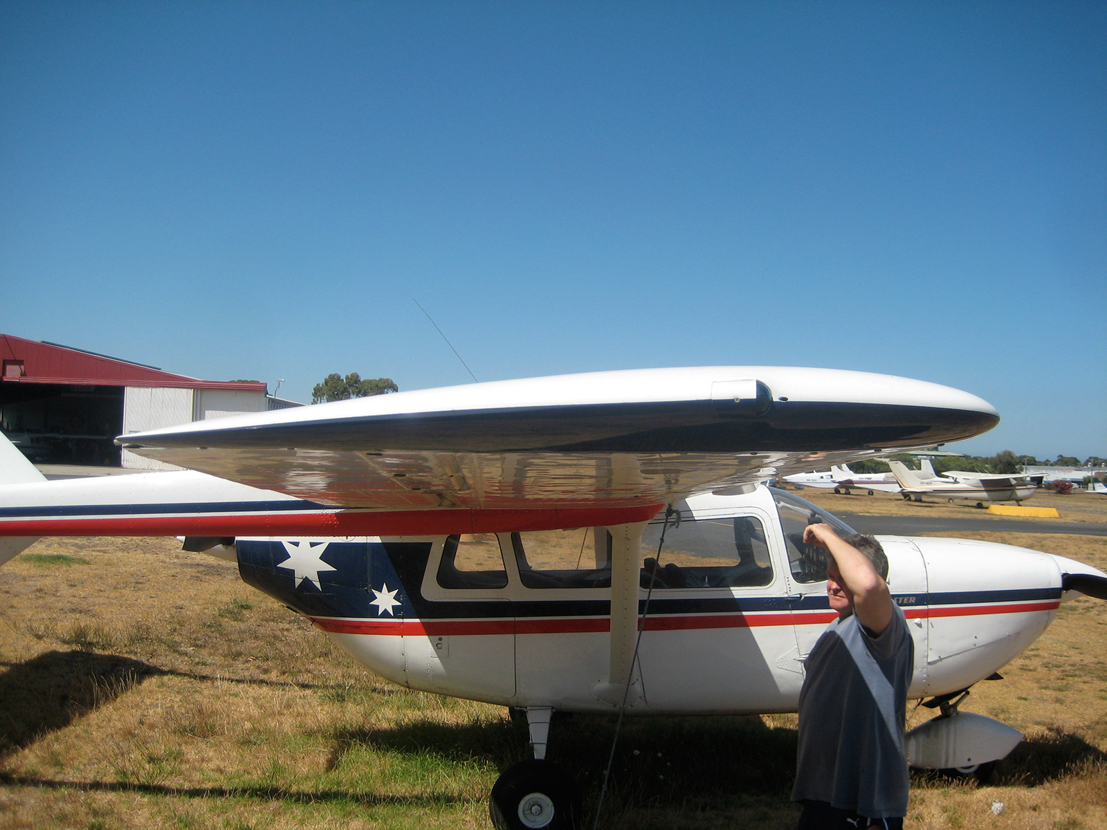 %_tempFileNameCessna%20336%20VH-GKY%20Moorabbin%202009%2020%20GraemeMolineux%