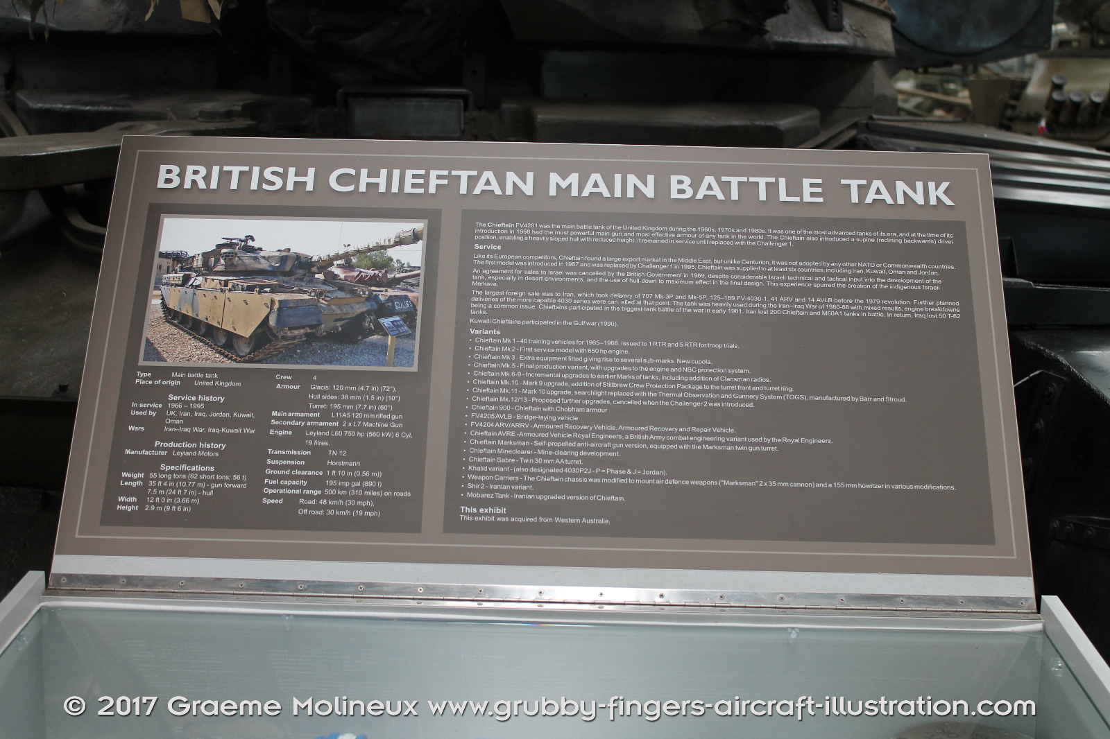 Chieftan%20MBT%20Walkaround%20British%20Army%20AAAM%20Cairns%202016%20001%20Graeme%20Molineux