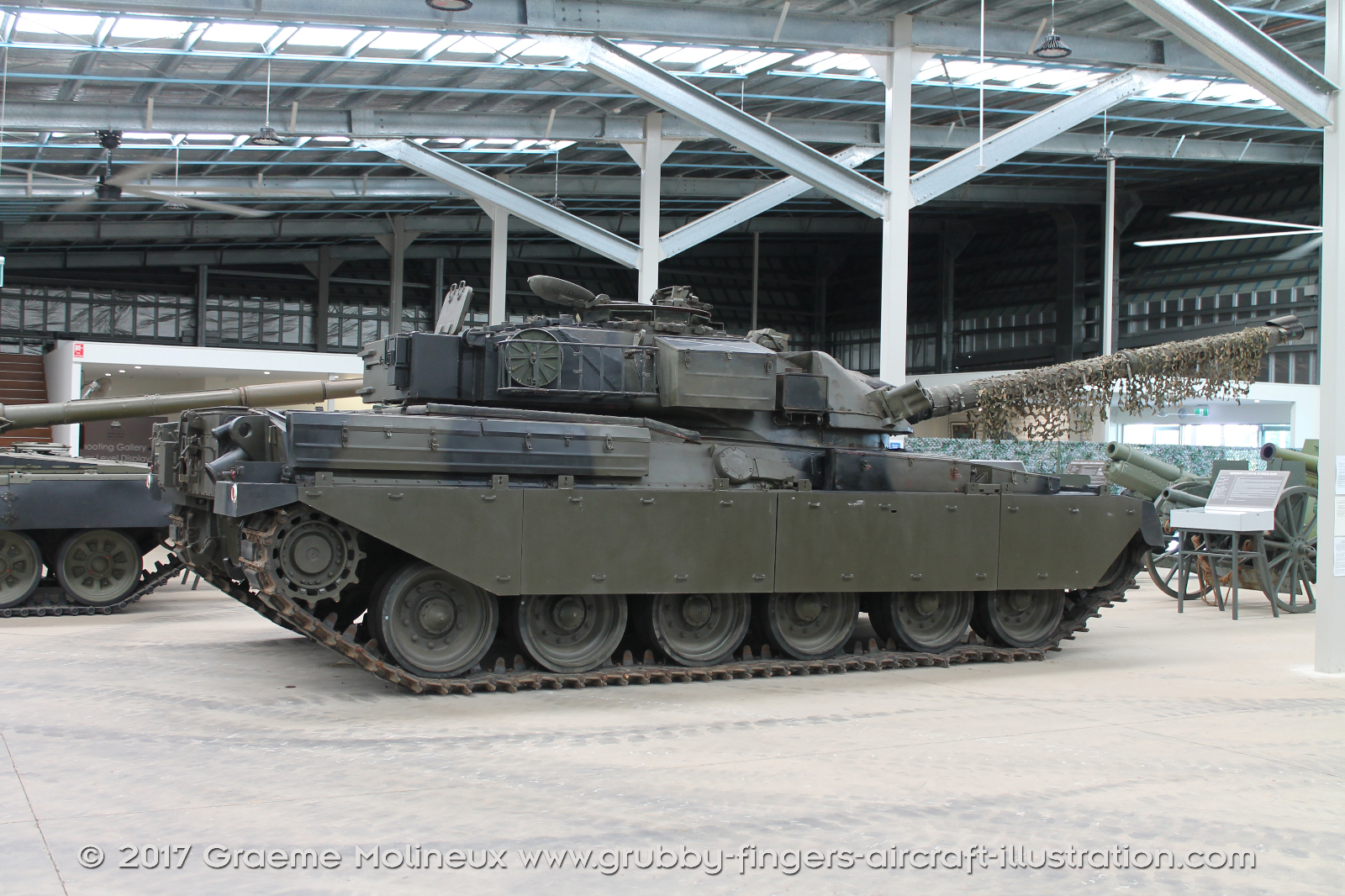 Chieftan%20MBT%20Walkaround%20British%20Army%20AAAM%20Cairns%202016%20004%20Graeme%20Molineux