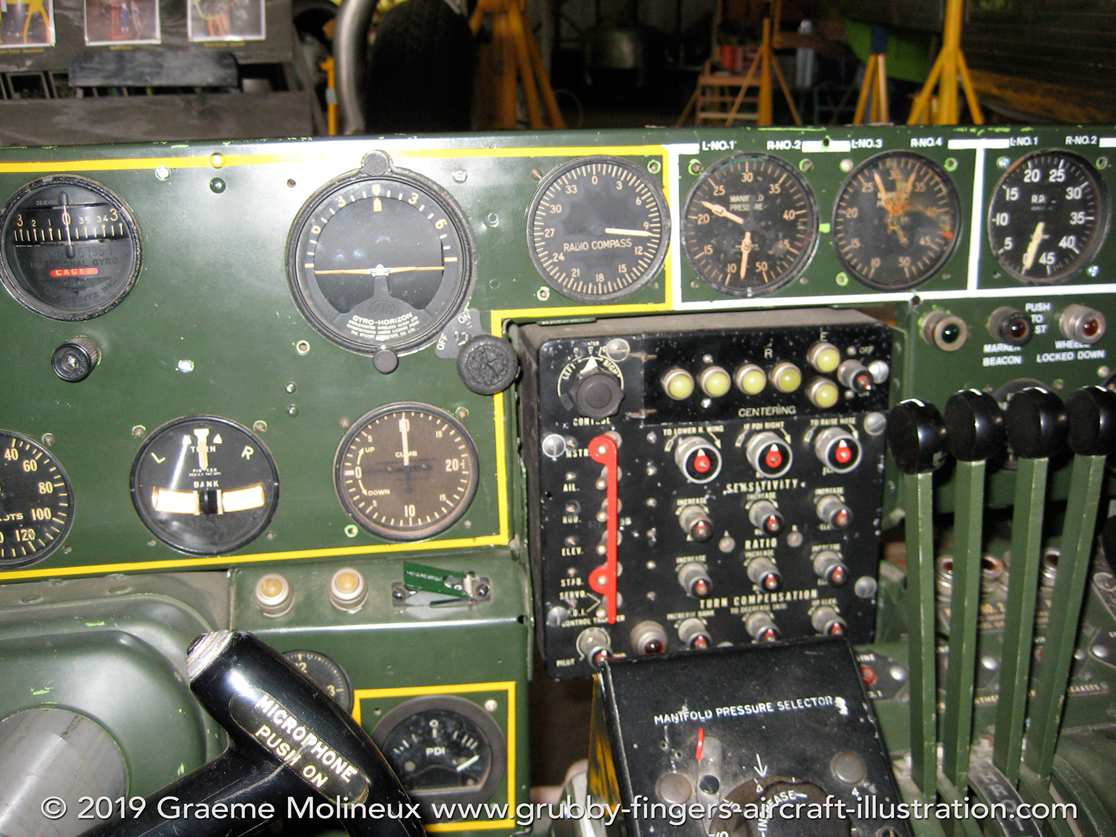 %_tempFileNameConsolidated%20B-24%20Liberator%20A72-176%20Werribbee%202008%20013%20GraemeMolineux%