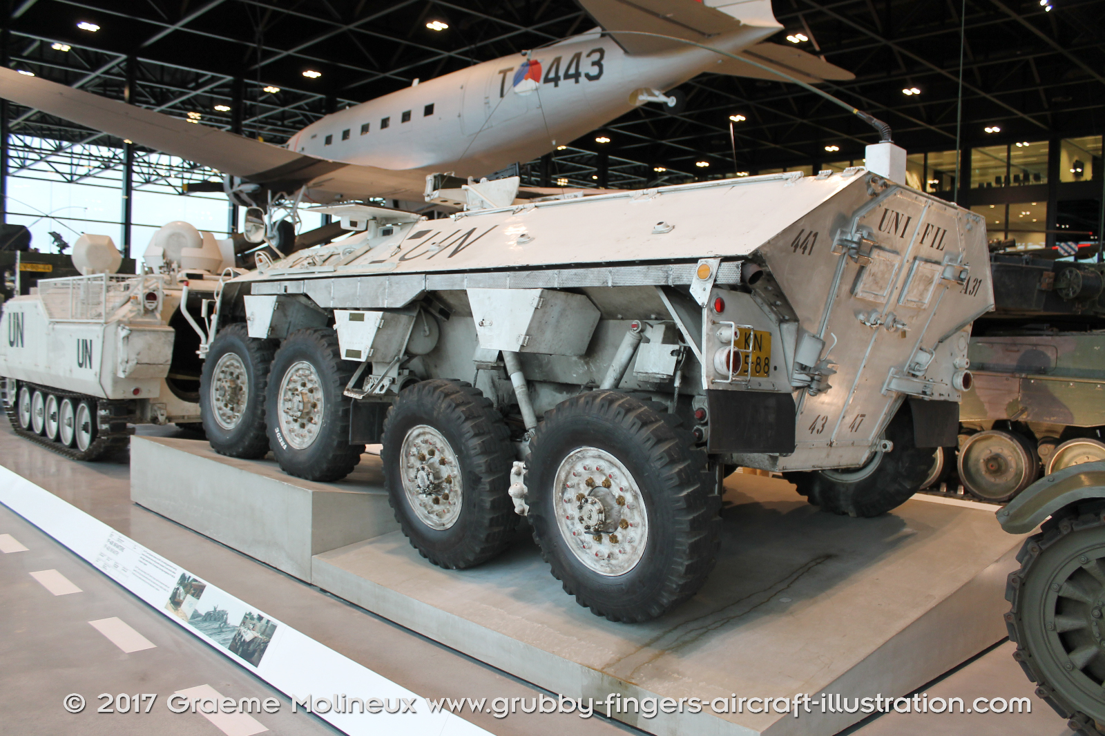 DAF%20YP-408%20APC%20Walkaround%20KN%2085-88%20Netherlands%202015%20%2003%20Graeme%20Molineux
