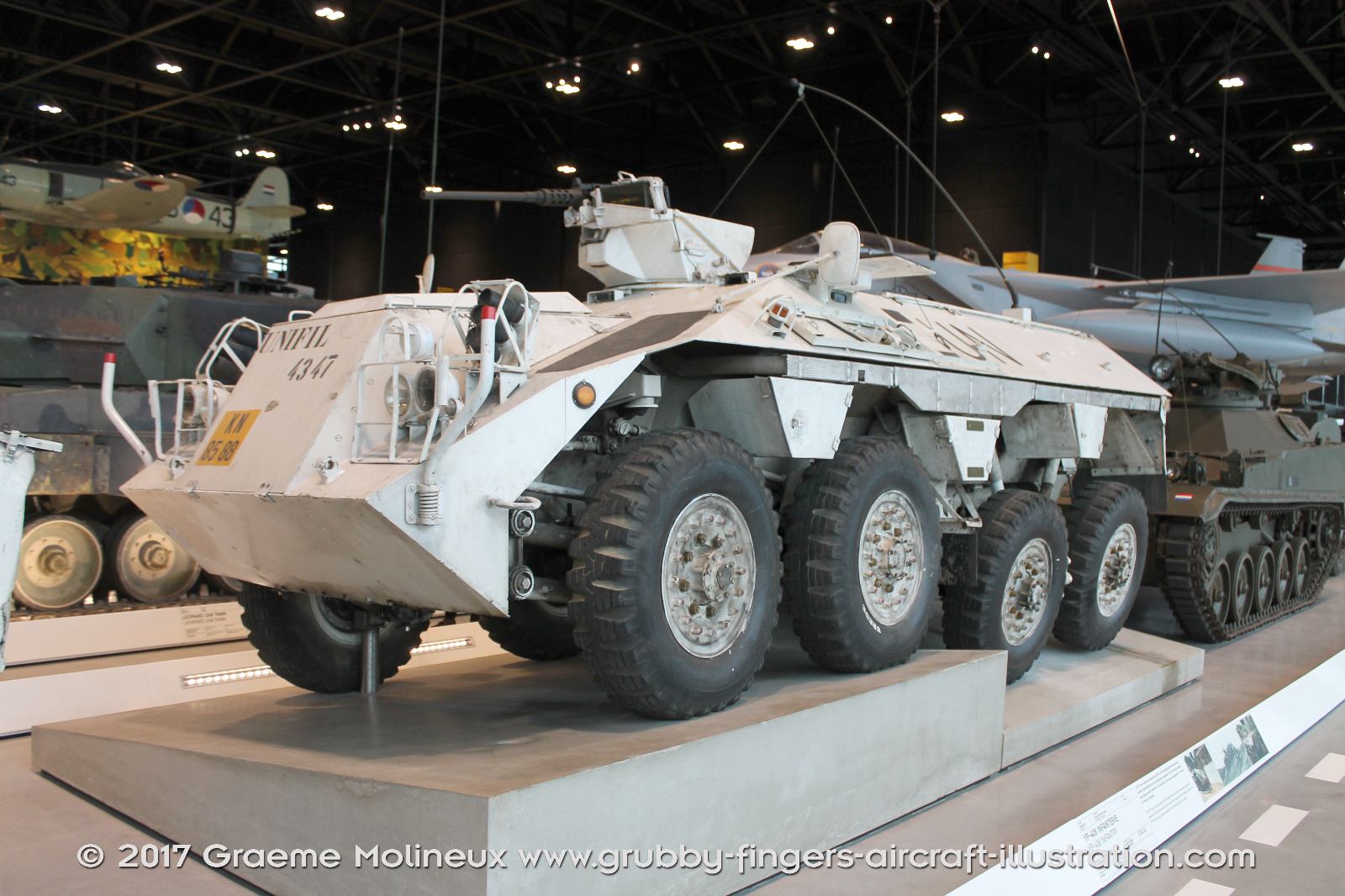 DAF%20YP-408%20APC%20Walkaround%20KN%2085-88%20Netherlands%202015%20%2004%20Graeme%20Molineux