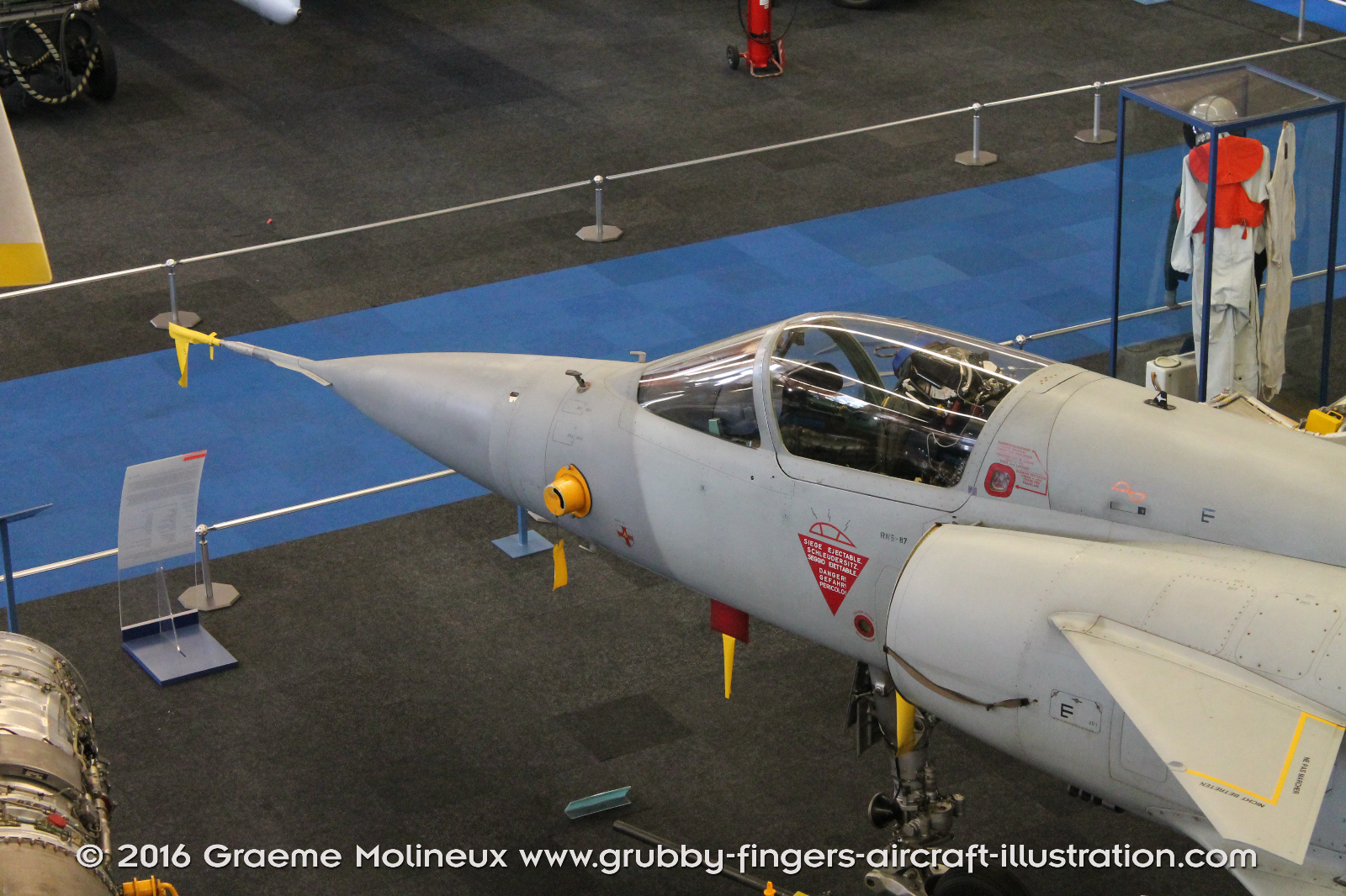 DASSAULT%20-%20MIRAGE%20111S%20-%20WALKAROUND%20-%20J-2335%20-%20SWISS%20-%202015%20-%2010%20-%20GrubbyFingers