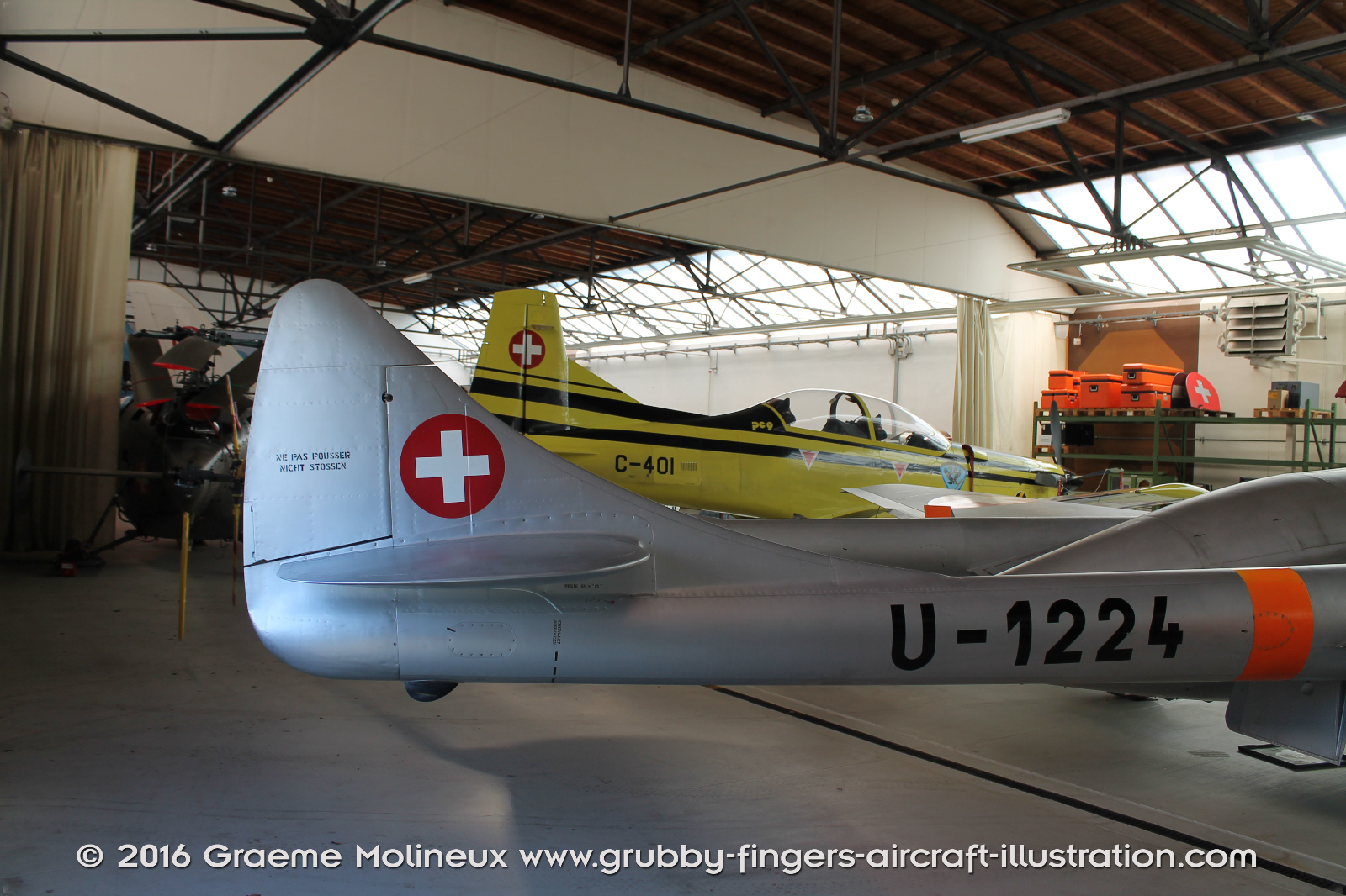 DE%20HAVILLAND%20-%20DH.115%20VAMPIRE%20TRAINER-%20WALKAROUND%20-%20U-1224J%20-%20SWISS%20-%202015%20-%2003%20-%20GrubbyFingers
