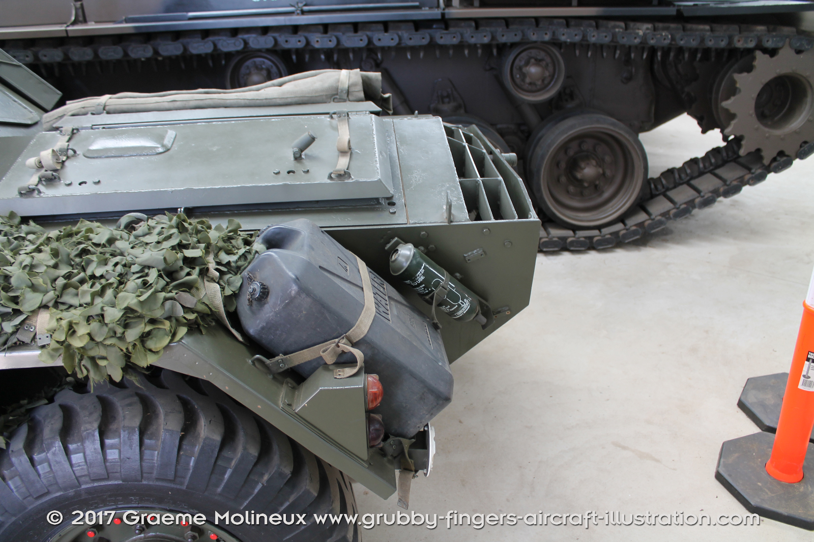Daimler%20Ferret%20Scout%20Car%20MkII%20Walkaround%2002%20CC%2071%20British%20Army%20AAAM%202016%2024%20Graeme%20Molineux