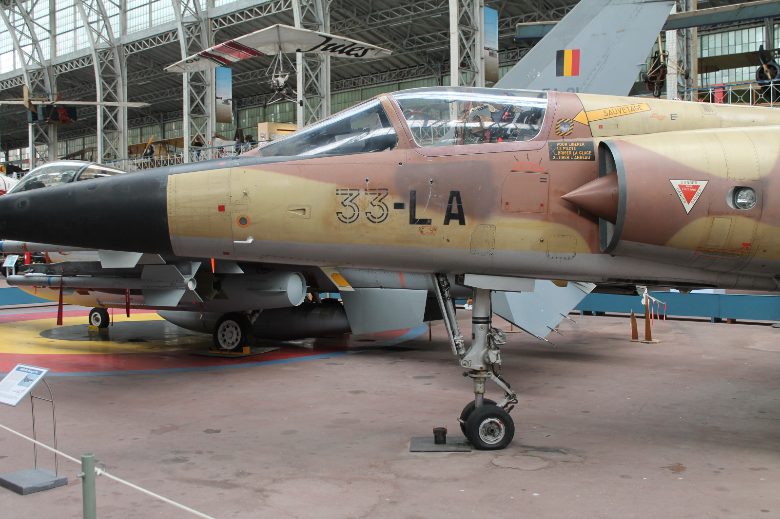 Dassault_Mirage_F1c_Walkaround_33-LA_French_06_GraemeMolineux