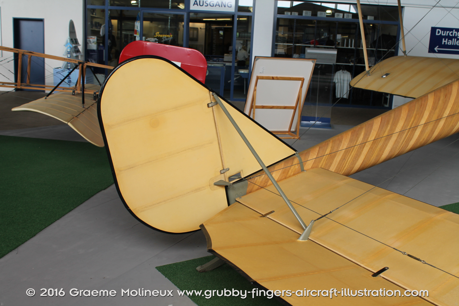 HAFELI%20-%20DH-1%20-%20SWISS%20AIR%20MUSEUM%20-%202015%20-%2001%20-%20GrubbyFingers