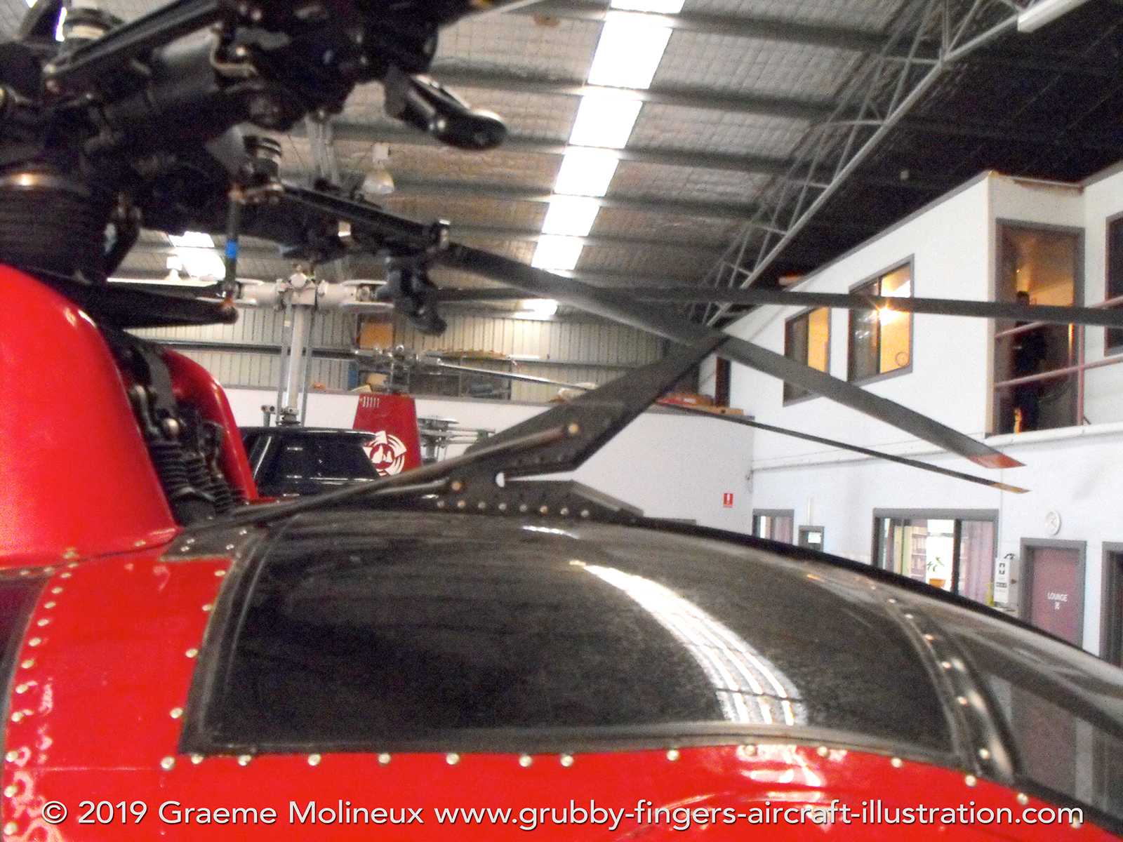 %_tempFileNameHughes%20500A%20VH-AUF%20Moorabbin%202009%2027%20GraemeMolineux%